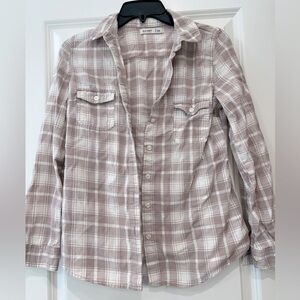 XS OLD NAVY Cream and light brown/light purple plaid flannel